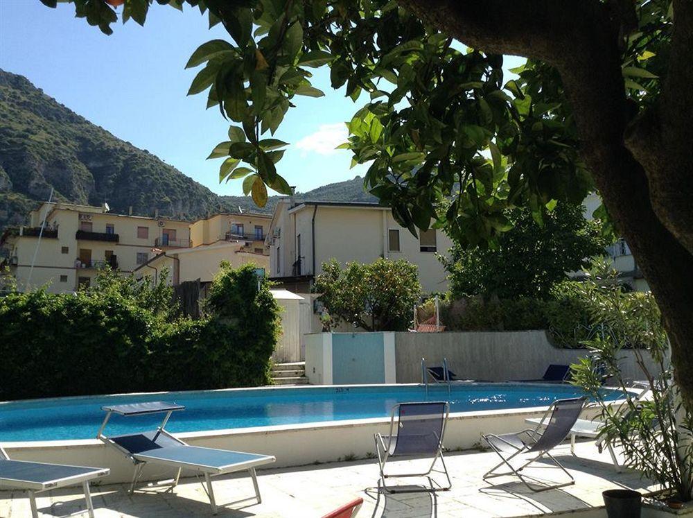 Villa Sorrento Resort Meta Exterior foto