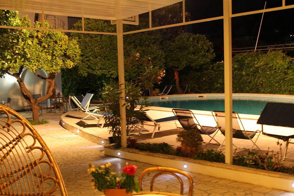 Villa Sorrento Resort Meta Exterior foto